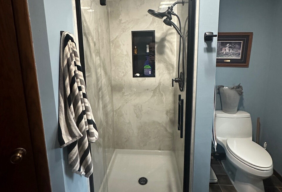 Walk-In Shower Replacement In Adell